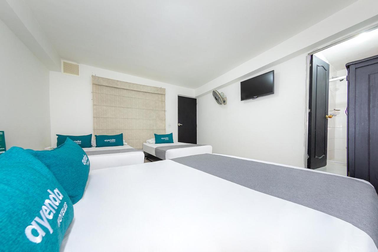 Ayenda Vittapark Hotel Medellin Bagian luar foto