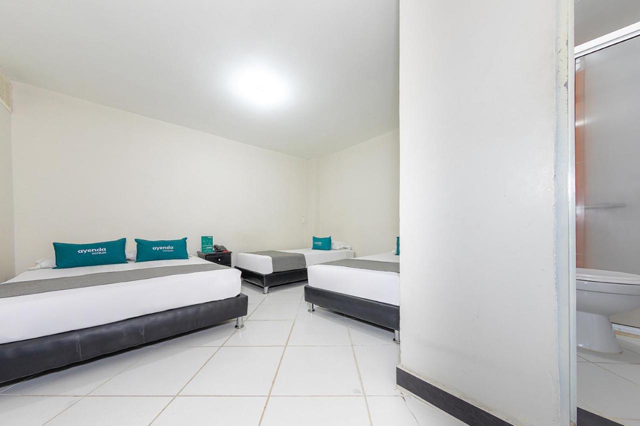 Ayenda Vittapark Hotel Medellin Bagian luar foto